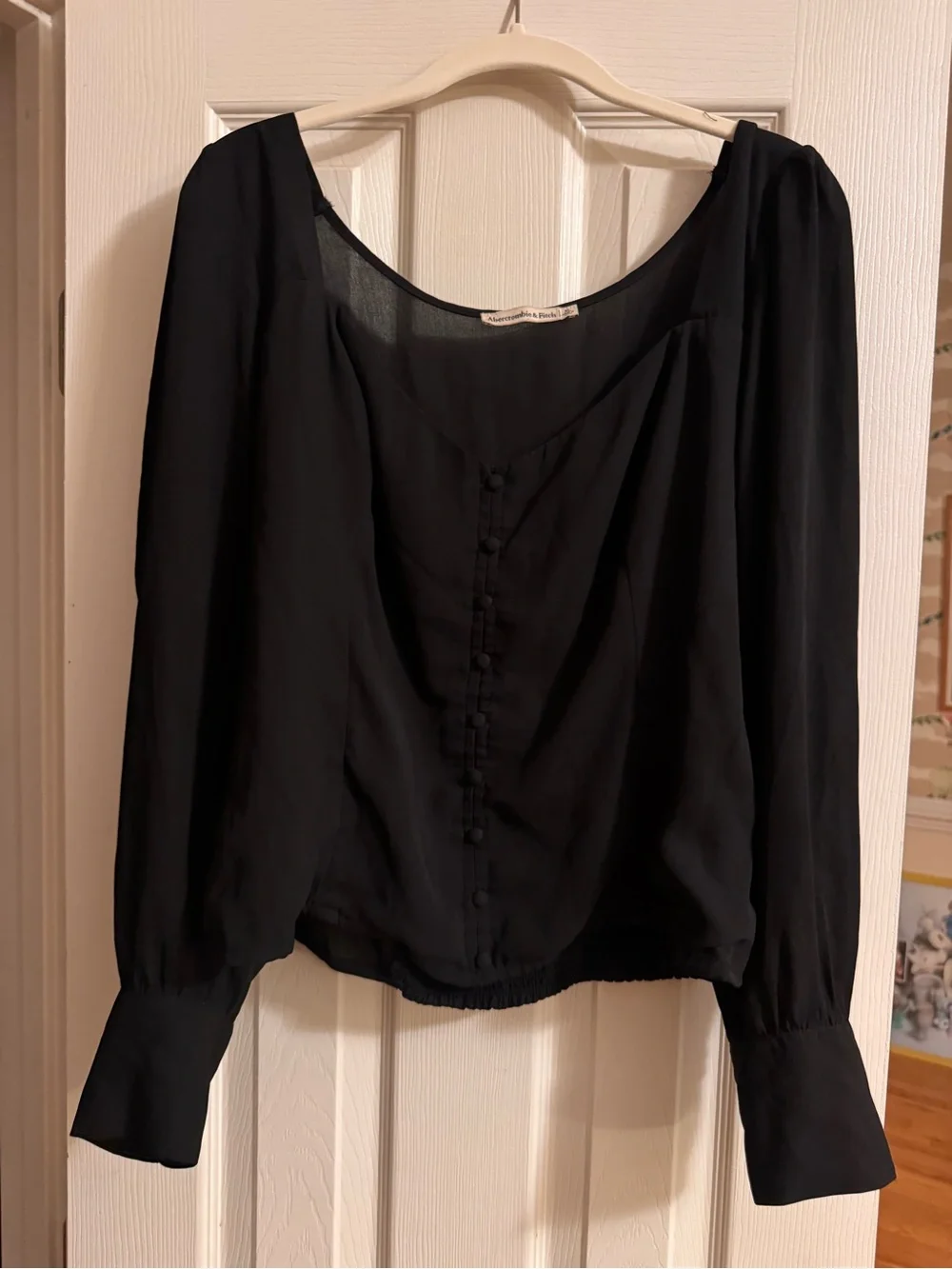 Abercrombie & Fitch Black Long-Sleeve Scoop Neck Blouse with Button Details